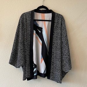 Chico’s Reversible Short Over Shirt/Kimono